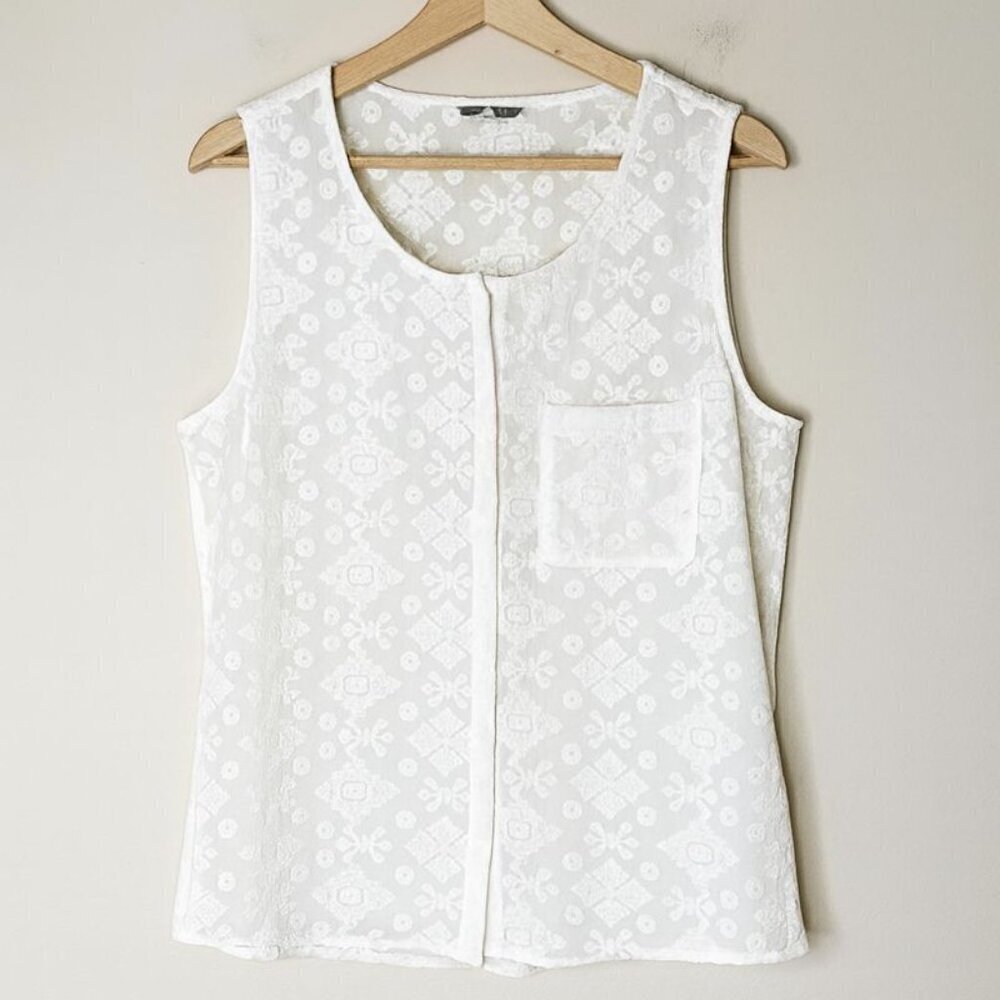 Pleione Sheer White Sleeveless Blouse Crochet Size Large